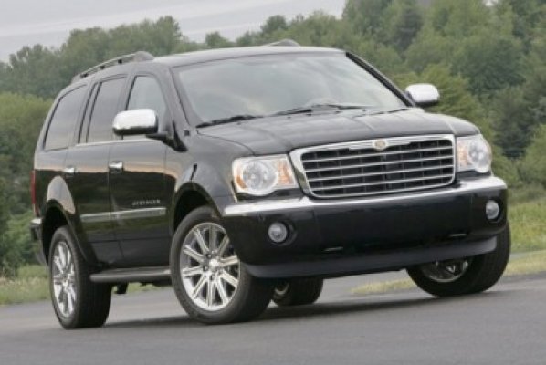 Chrysler recheamă 470.000 de SUV-uri în service